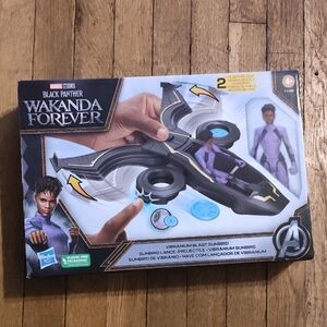 Hasbro Black Panther Vibranium Sunbird Playset